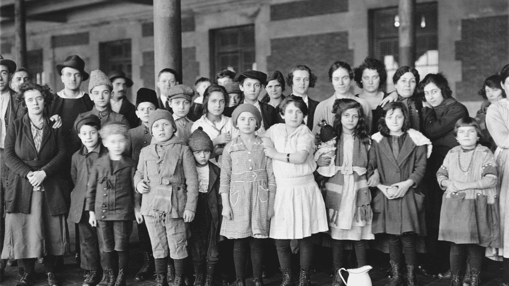 Ellis Island Immigrants